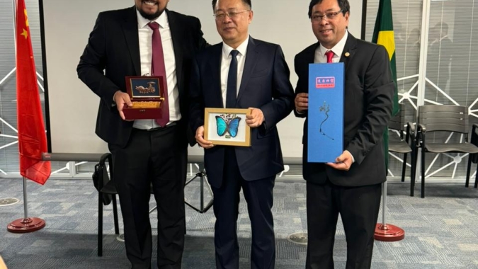 Tupã e Linyi firmam acordo histórico de cooperação amistosa