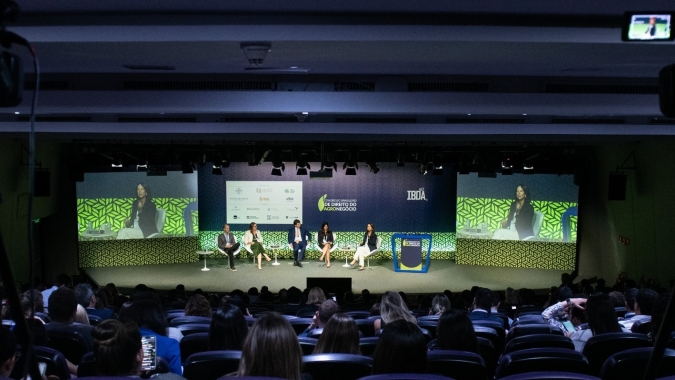 Congresso Brasileiro de Direito do Agronegócio discute crédito mais escasso e endividamento no campo