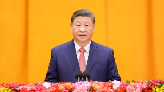 China responde Trump com retaliações e anuncia tarifas sobre combustíveis e veículos