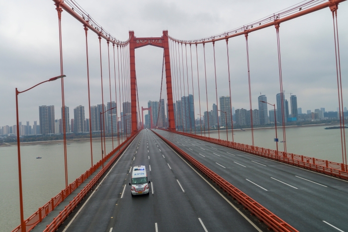 Ponte vazia em Wuhan China janeiro 2020 coronavírus